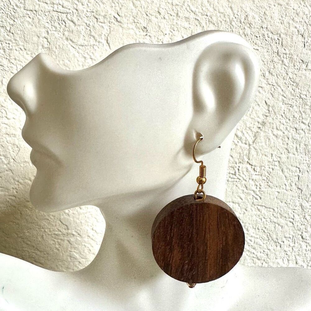 Wood circle drop earrings - Picture 2 of 7